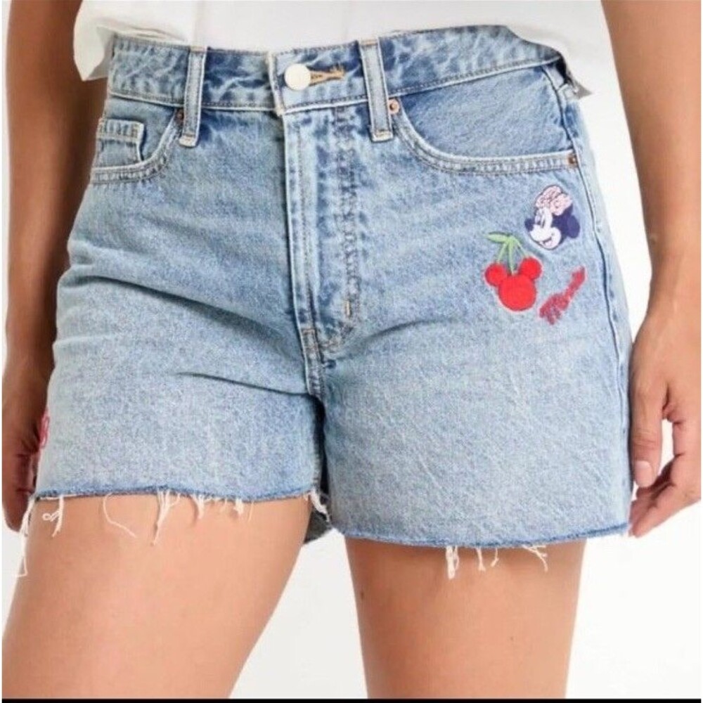 Women’s Old Navy x Disney Minnie Mouse Cherry Denim Shorts High Rise Size 20 NWT